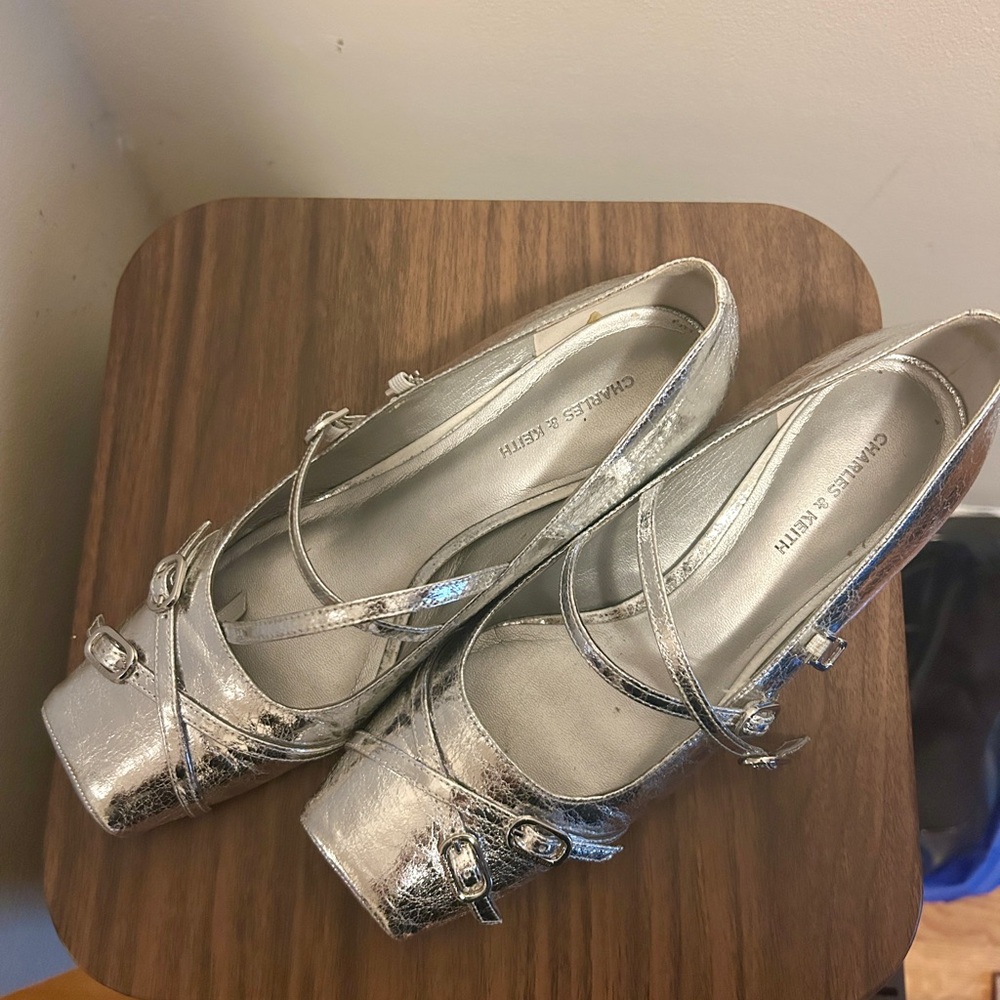 Silver Mary Jane Heels - Picture 3 of 4